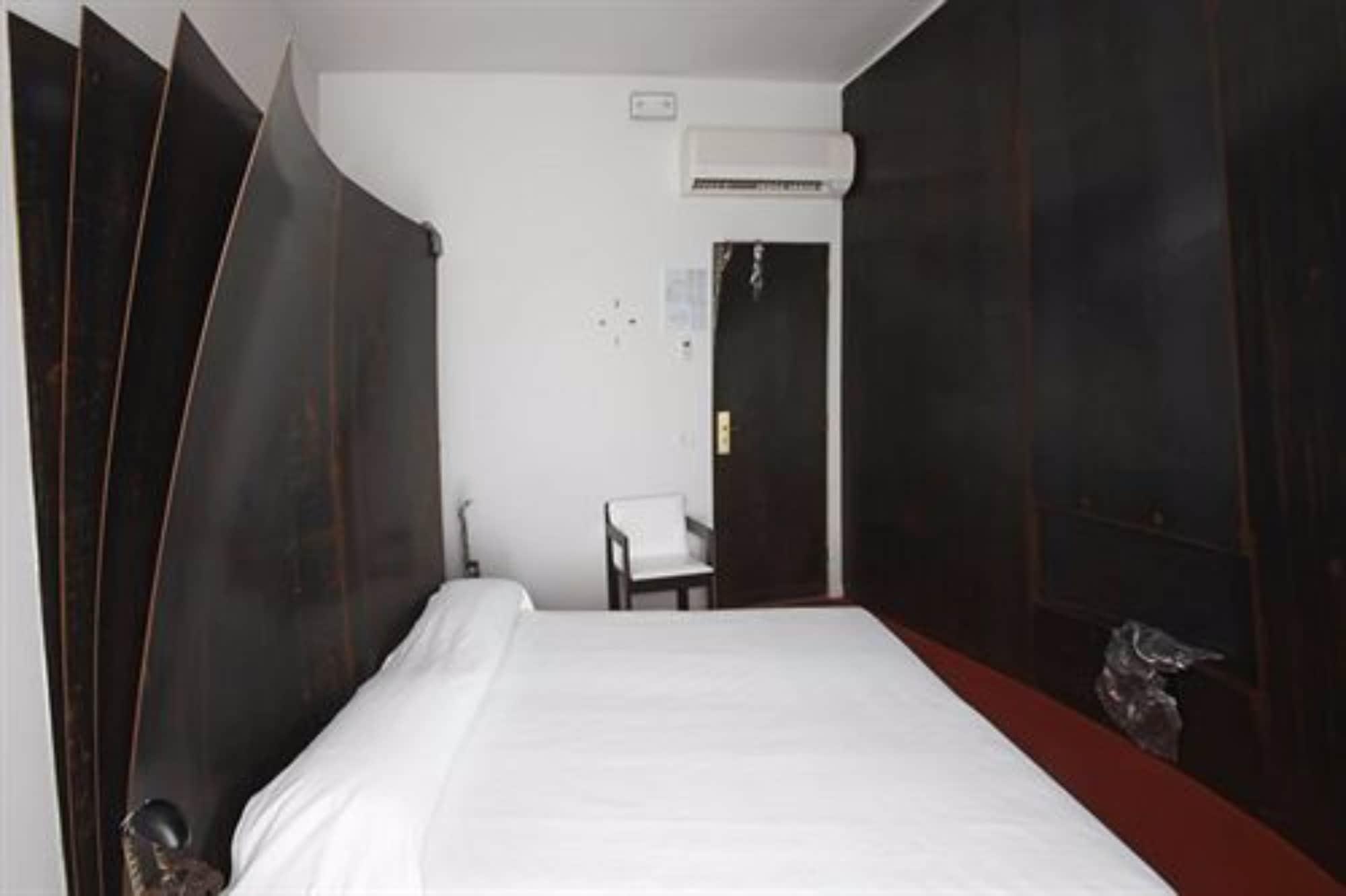 Hotel Alexander Museum Palace Pesaro Esterno foto