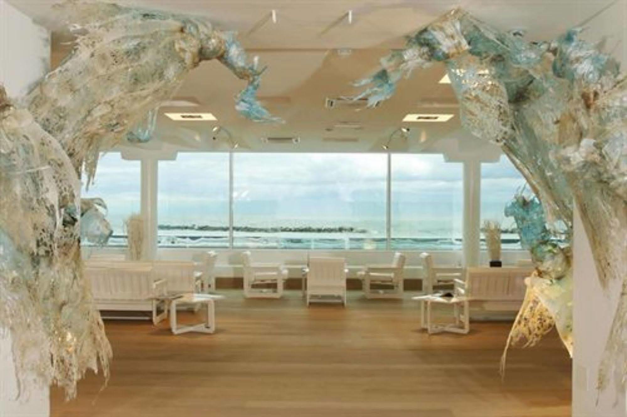 Hotel Alexander Museum Palace Pesaro Esterno foto