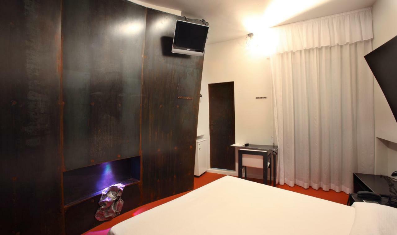 Hotel Alexander Museum Palace Pesaro Esterno foto