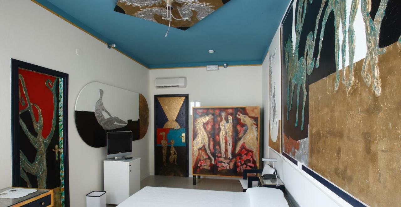 Hotel Alexander Museum Palace Pesaro Esterno foto